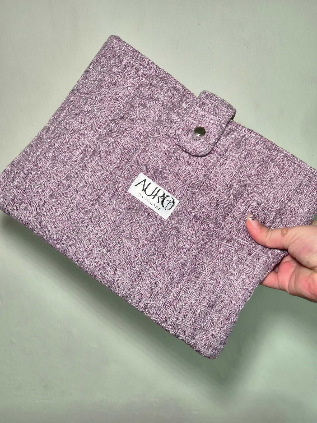 Funda Lila Encanto tamaño libro
