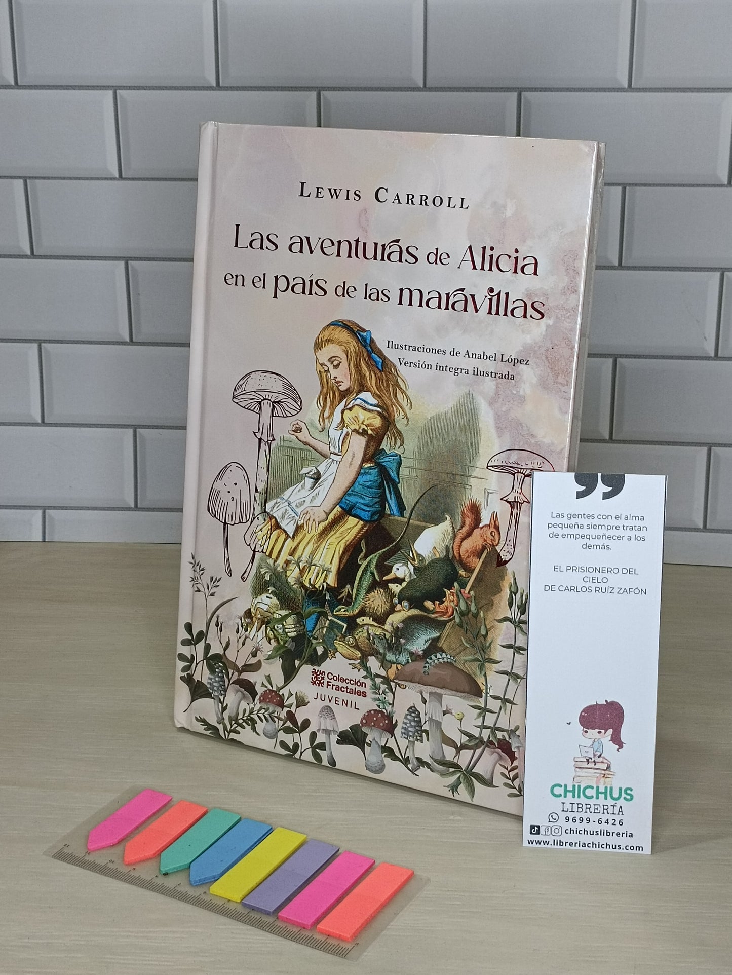 Las aventuras de Alicia en el País de las maravillas