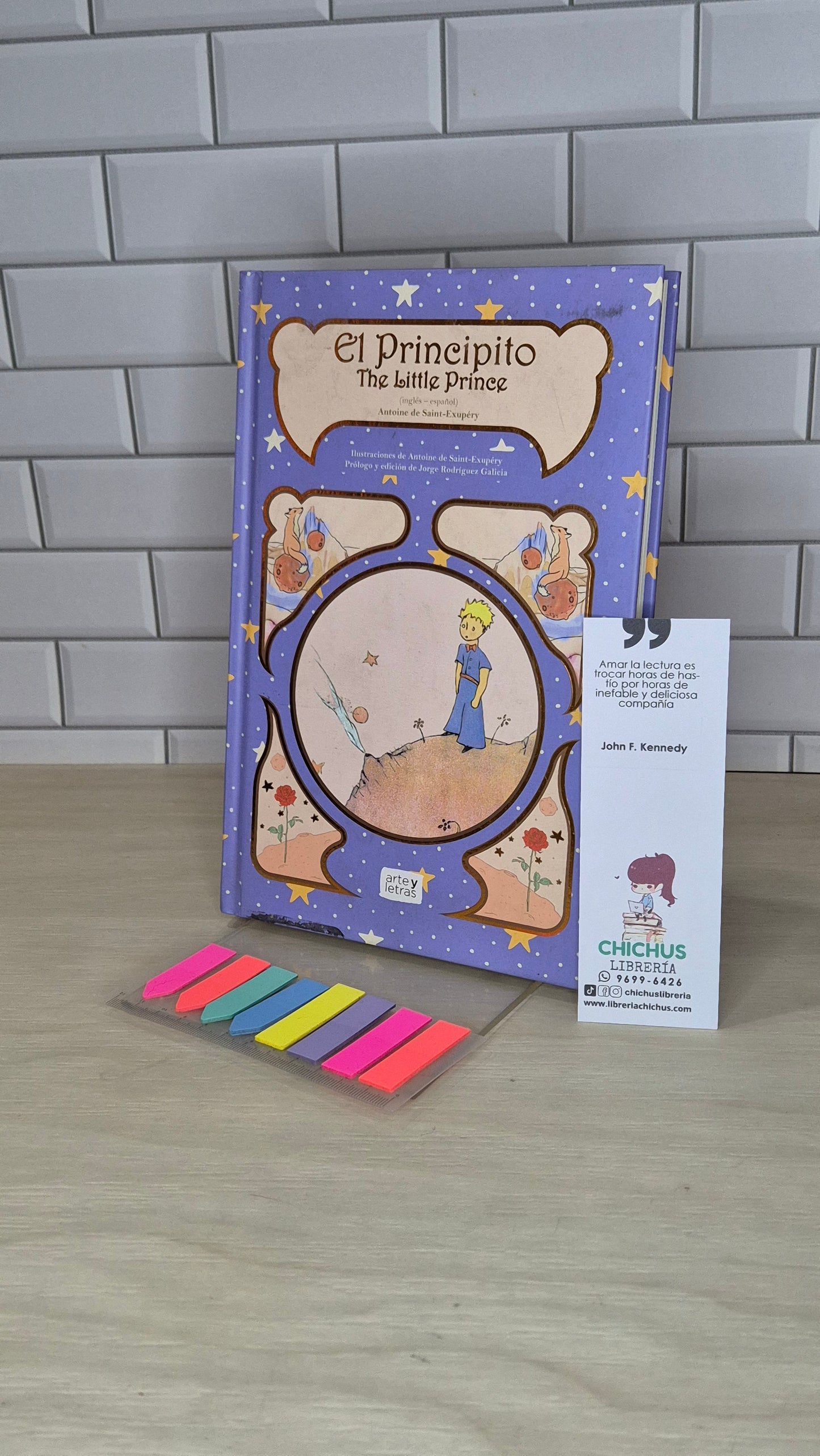 El Principito edición bilingüe del inglés al español en tapa dura