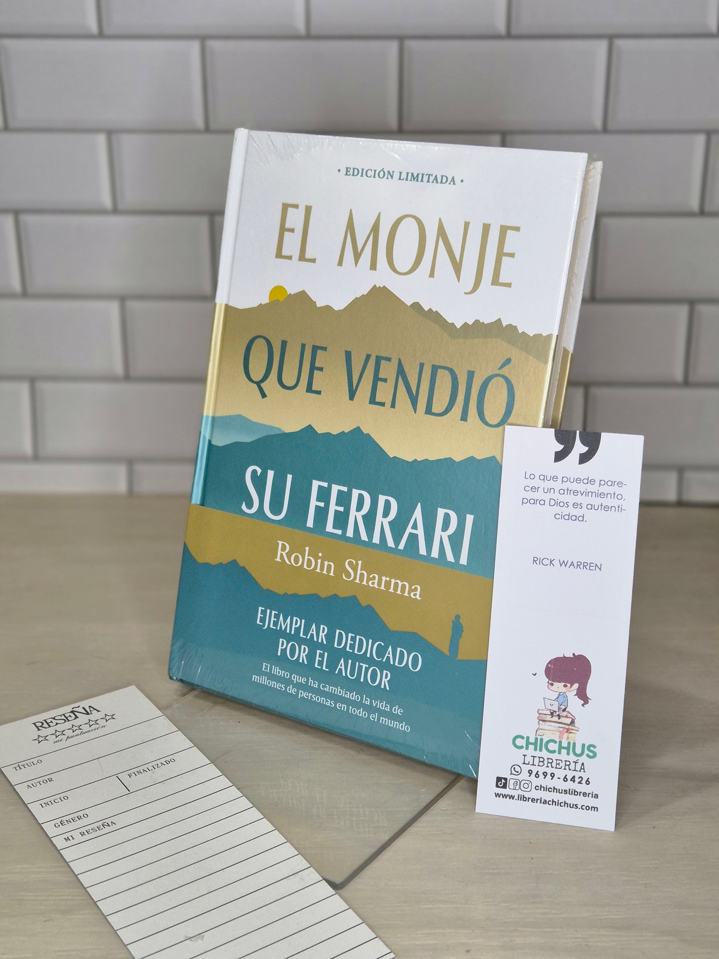 El monje que vendió su Ferrari edición limitada en tapa dura