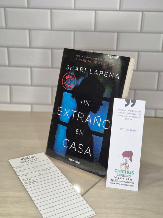 Un extraño en casa