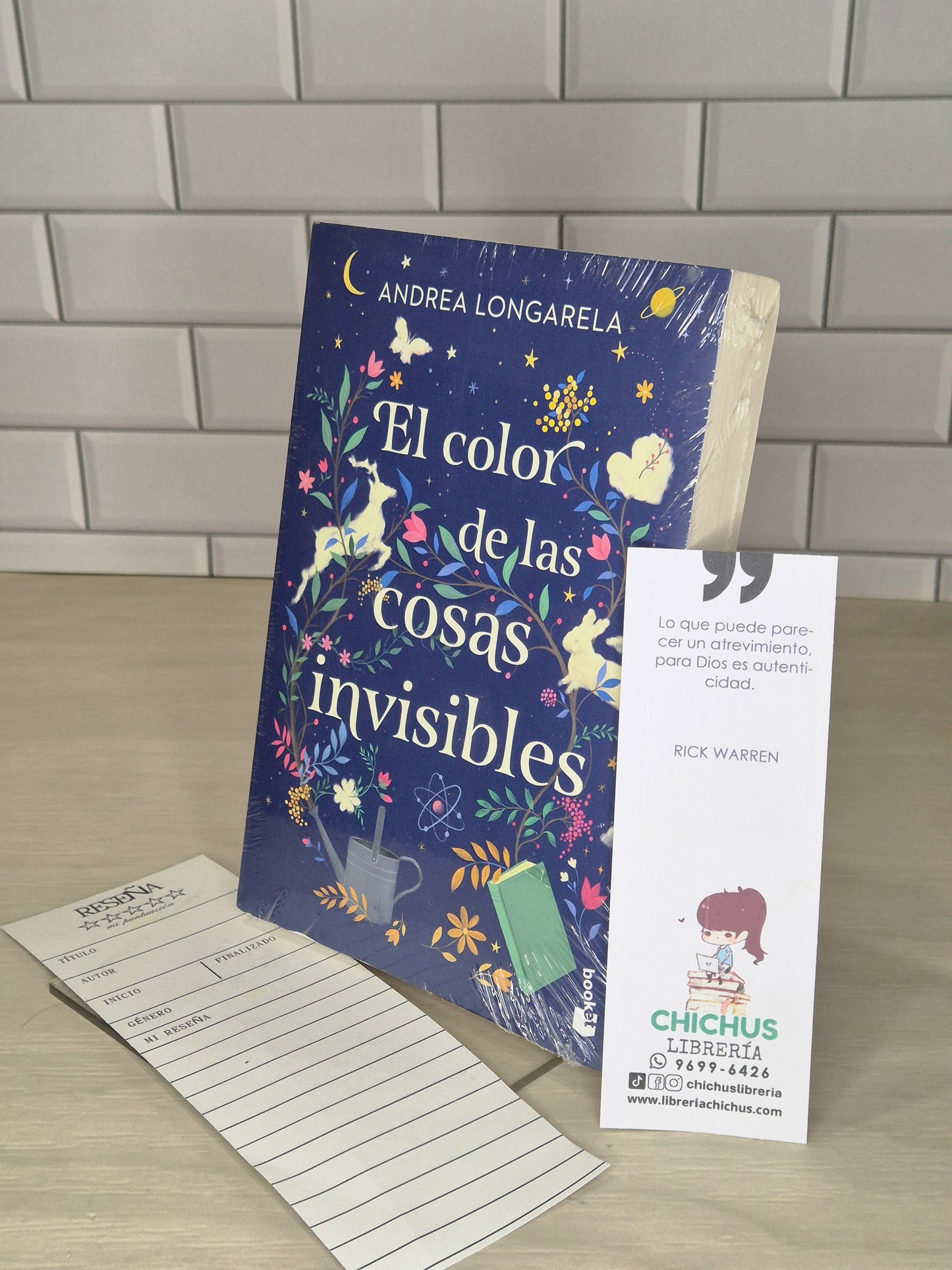 El color de las cosas invisibles