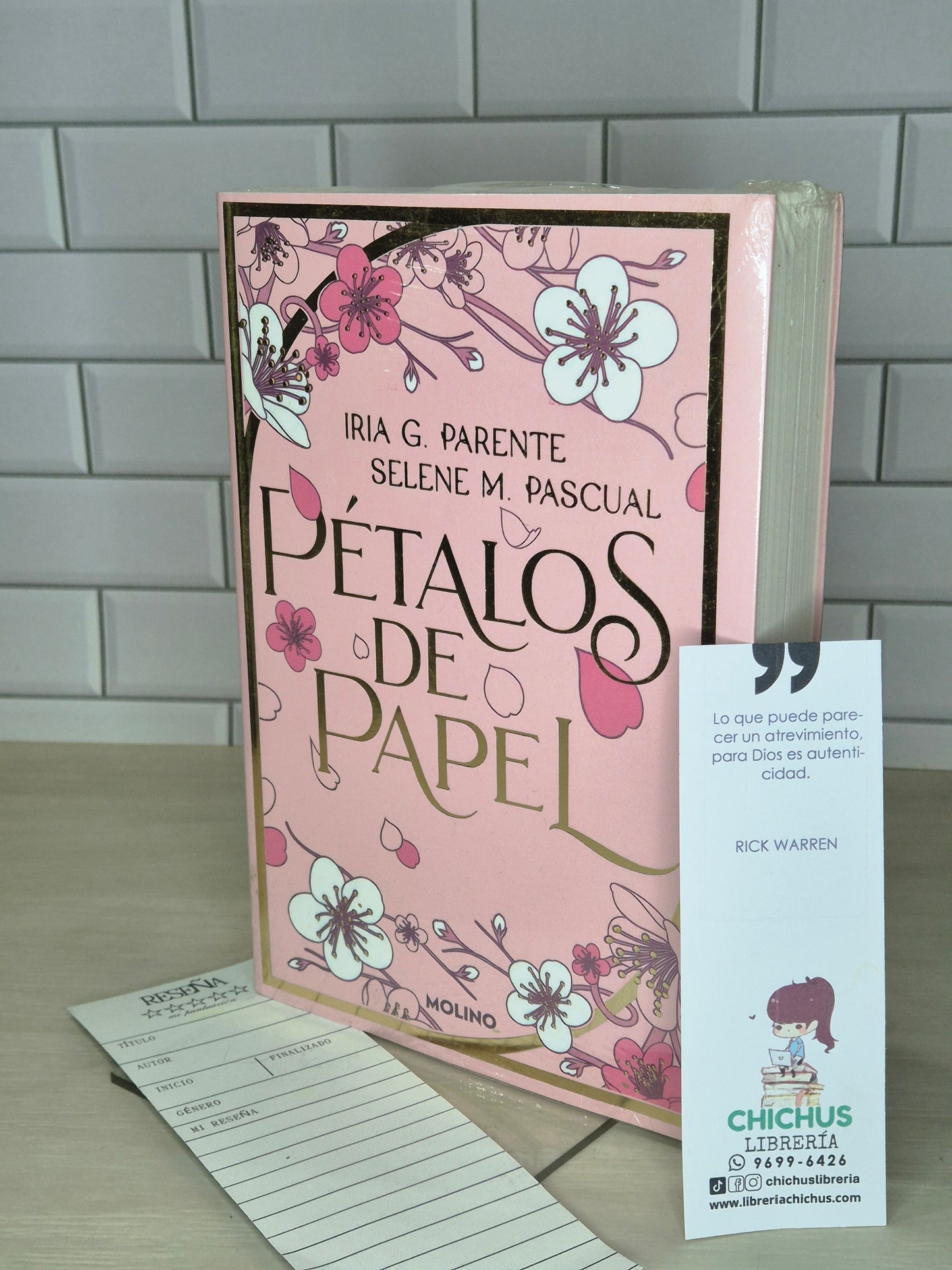 Pétalos de papel