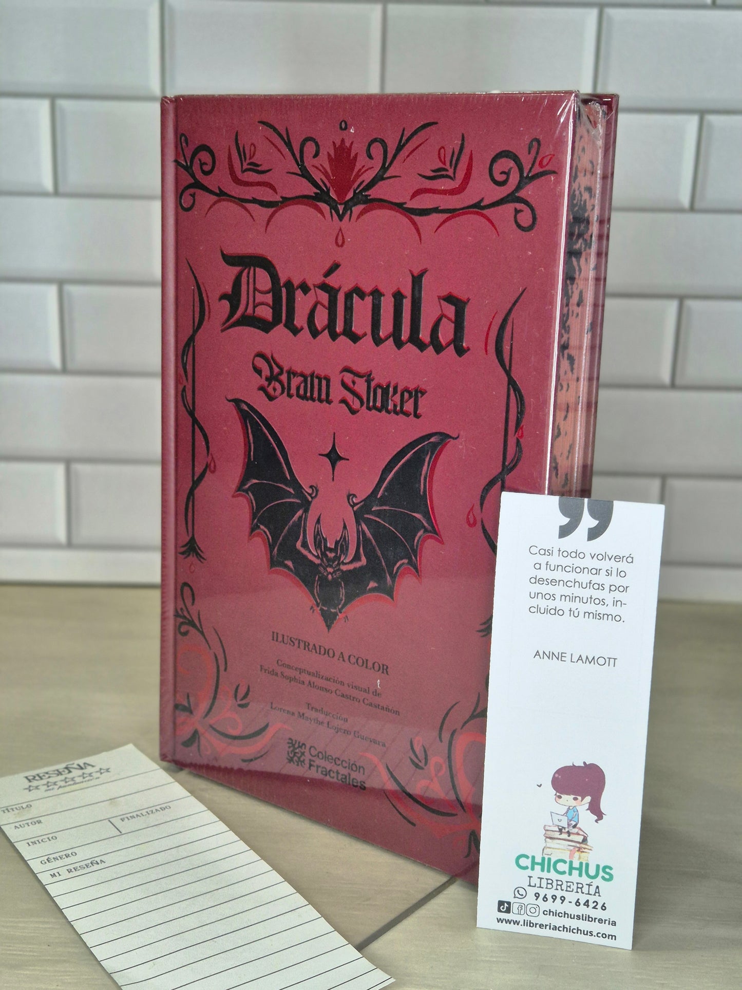 Drácula de edición en tapa dura con canto pintado